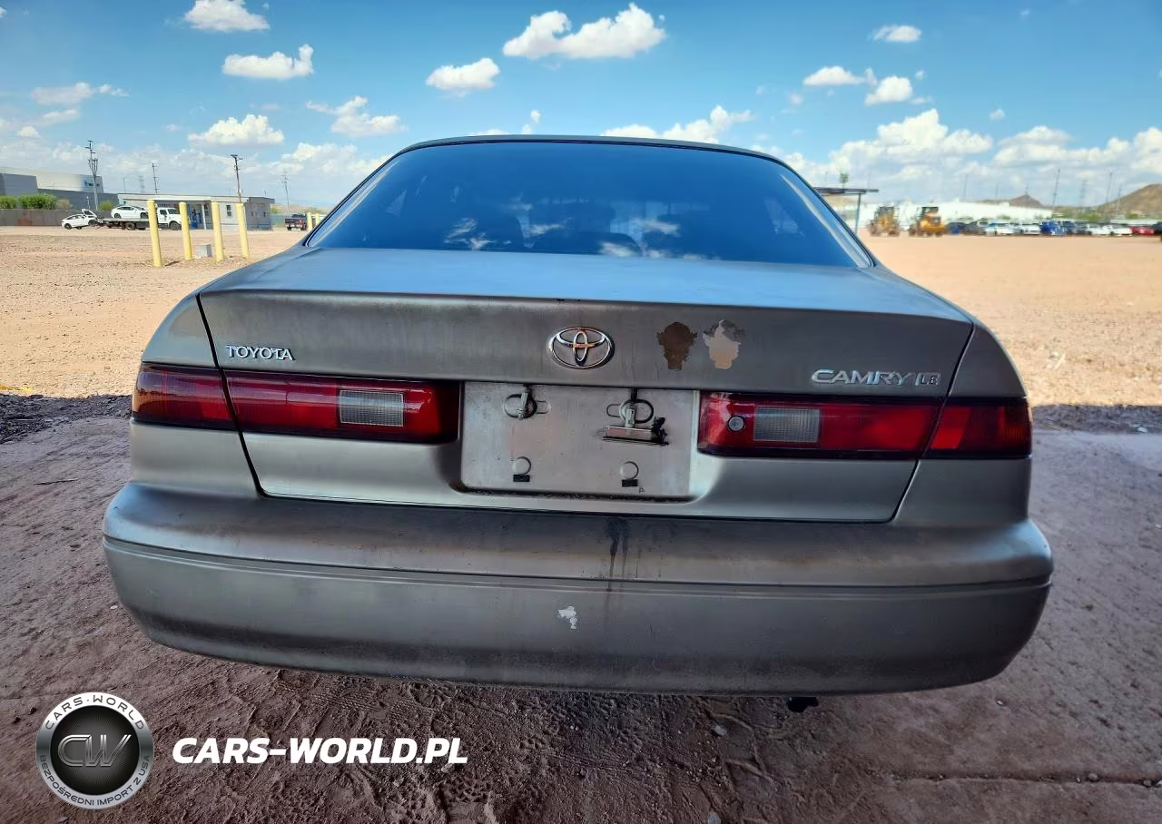 1999 Toyota Camry Le VIN:JT2BG28KXX0283841 - 6