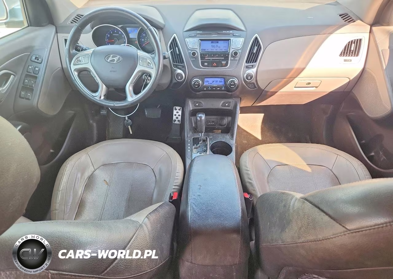 2012 Hyundai Tucson Limited VIN:KM8JU3AC9CU486724 - 8