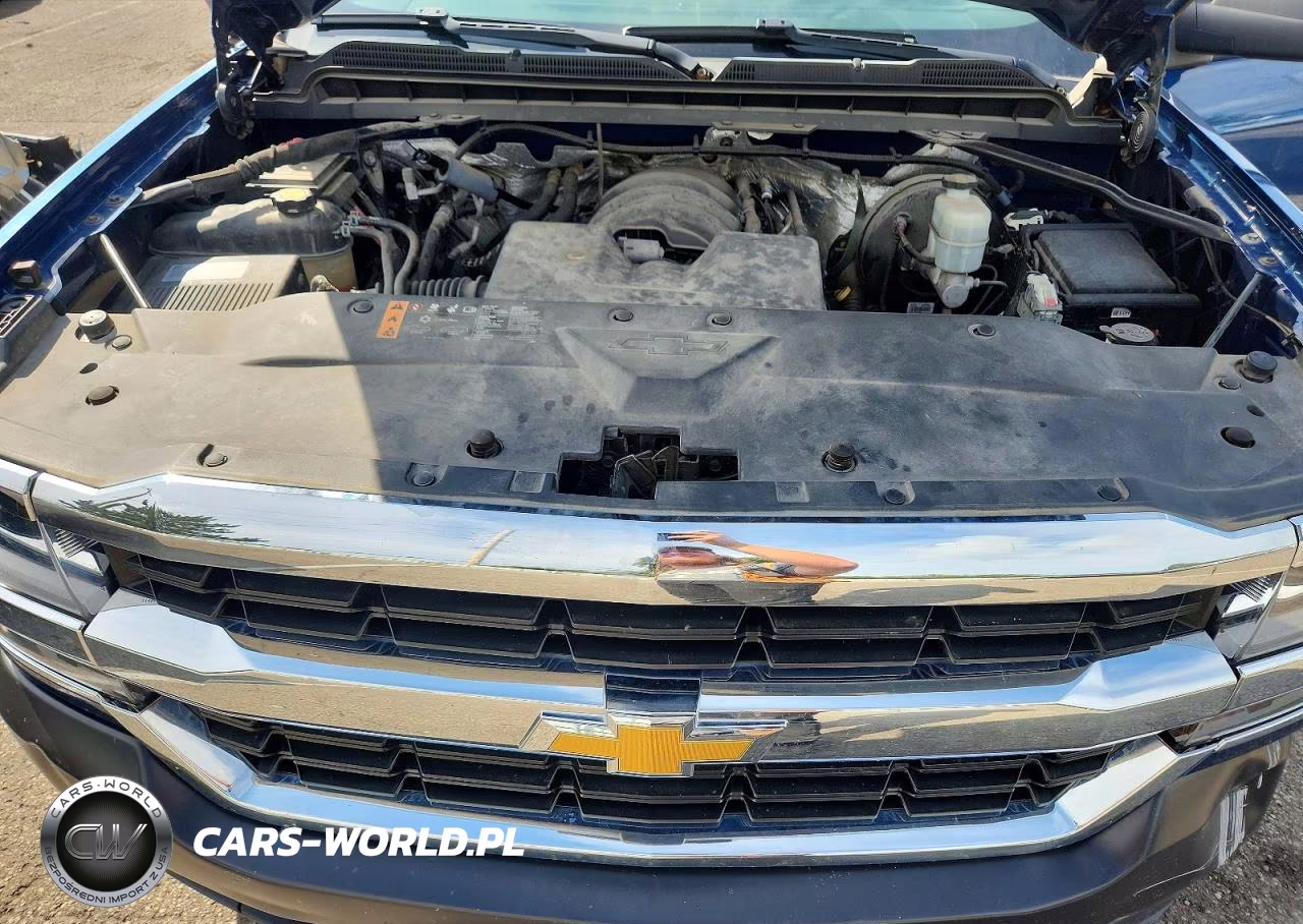 2017 Chevrolet Silverado C1500 VIN:1GCRCNEH9HZ242528 - 11