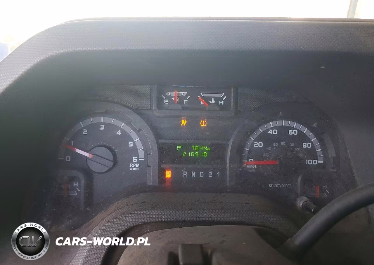 2009 Ford Econoline E250 Van VIN:1FTNE24W09DA24144 - 9