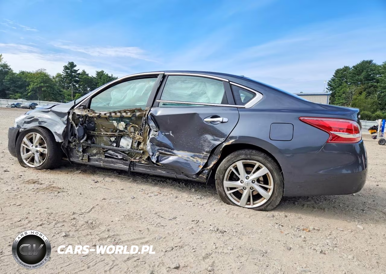 2013 Nissan Altima 2.5 VIN:1N4AL3APXDN577710 - 2