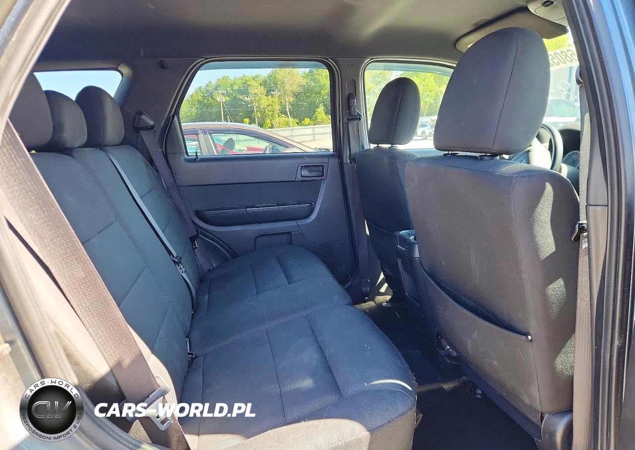 2012 Ford Escape Xlt VIN:1FMCU0D78CKA19439 - 11