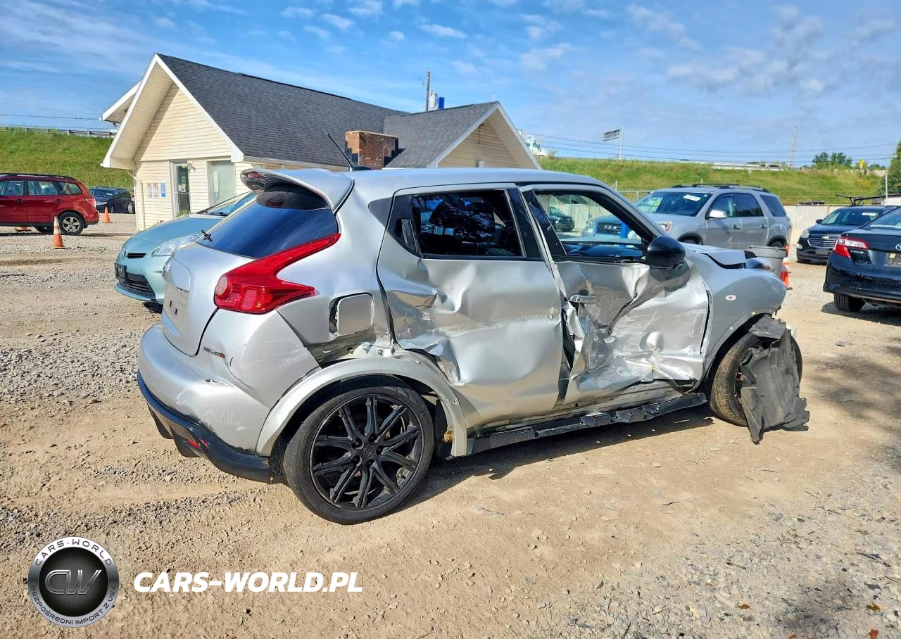 2013 Nissan Juke S VIN:JN8AF5MVXDT231079 - 3