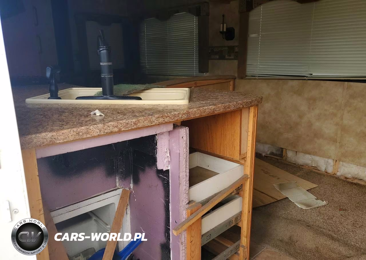 2009 Heart Land Trailers VIN:5SFEB342X9E201804 - 9