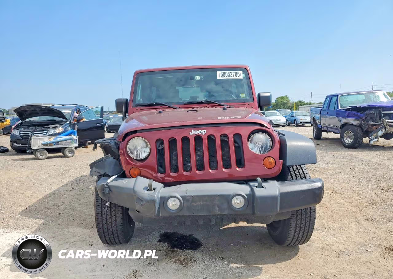 2010 Jeep Wrangler Unlimited Sport VIN:1J4BA3H18AL133085 - 5