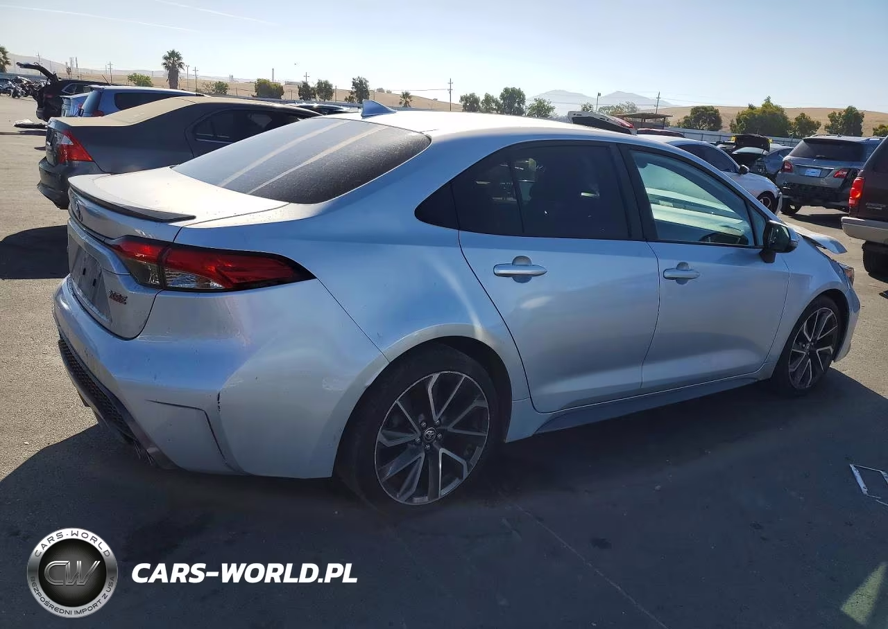 2020 Toyota Corolla Xse VIN:JTDT4RCE3LJ016320 - 3