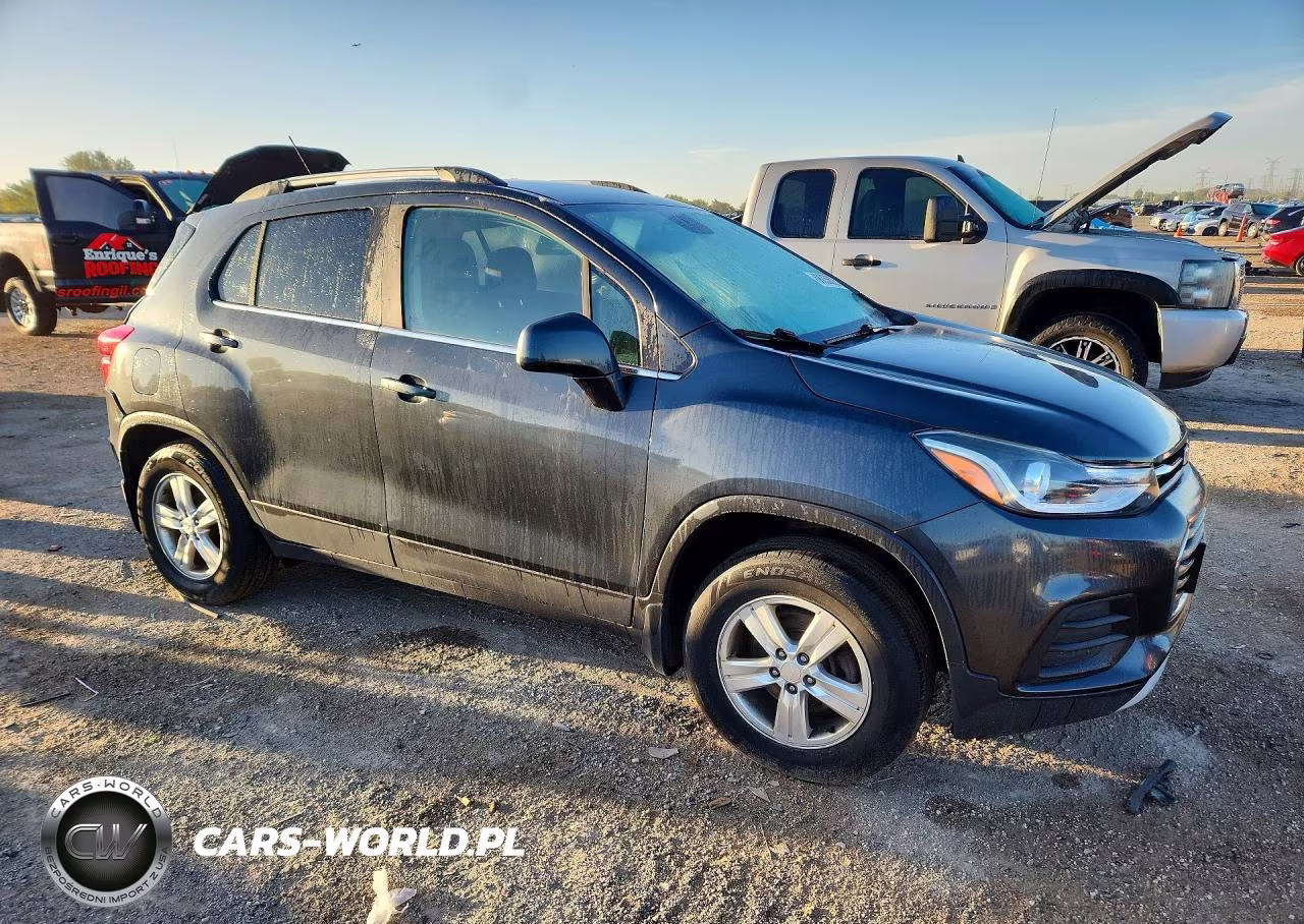 2018 Chevrolet Trax 1Lt VIN:3GNCJPSBXJL315918 - 4