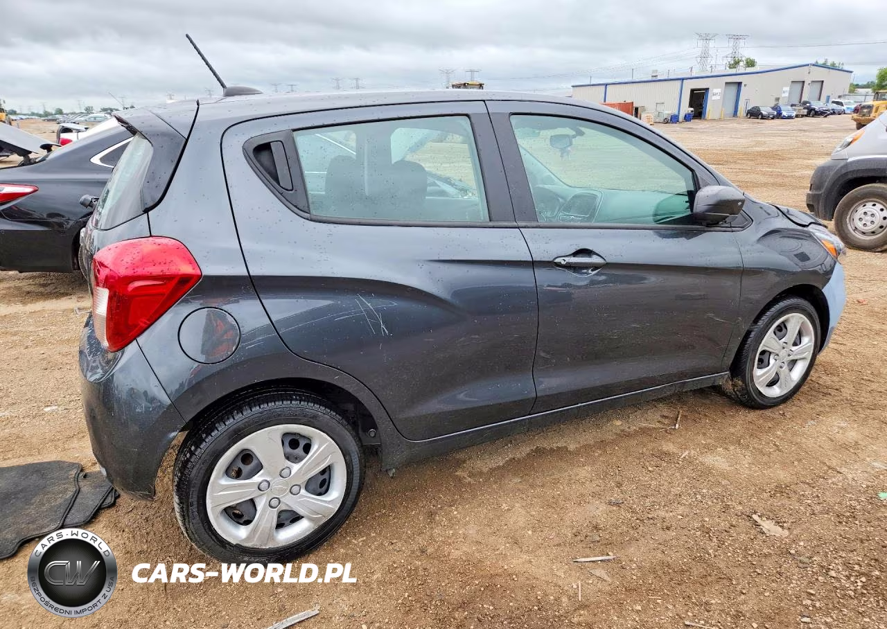 2022 Chevrolet Spark Ls VIN:KL8CB6SA1NC037007 - 3