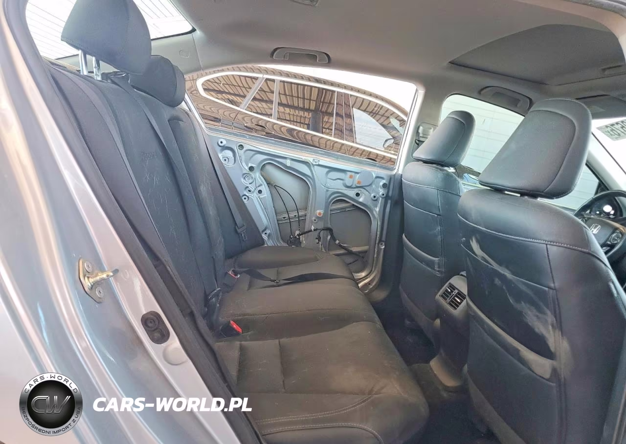 2016 Honda Accord Touring VIN:1HGCR3F91GA027028 - 10
