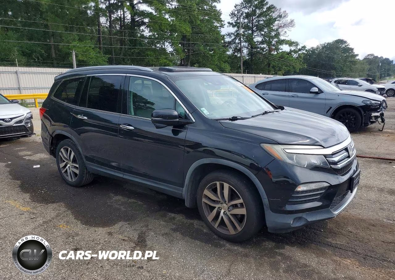 2016 Honda Pilot Touring VIN:5FNYF5H92GB056941 - 4