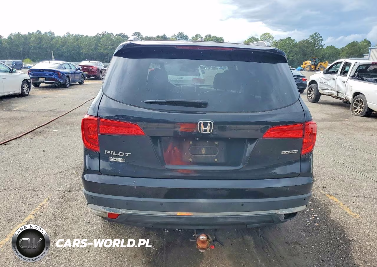 2016 Honda Pilot Touring VIN:5FNYF5H92GB056941 - 6