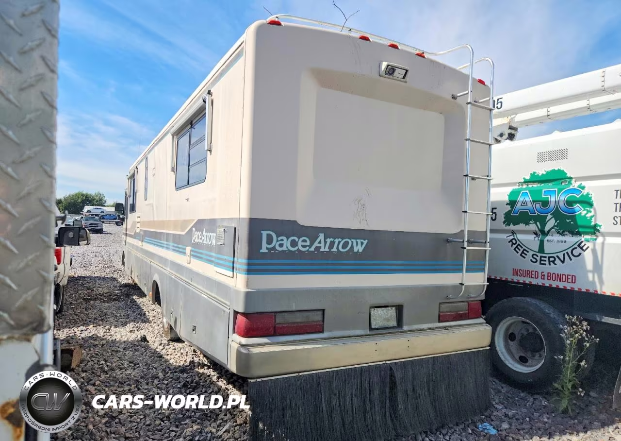 1992 Fleetwood Pace Arrow Rv VIN:4CDJ5BG23N2105330 - 3