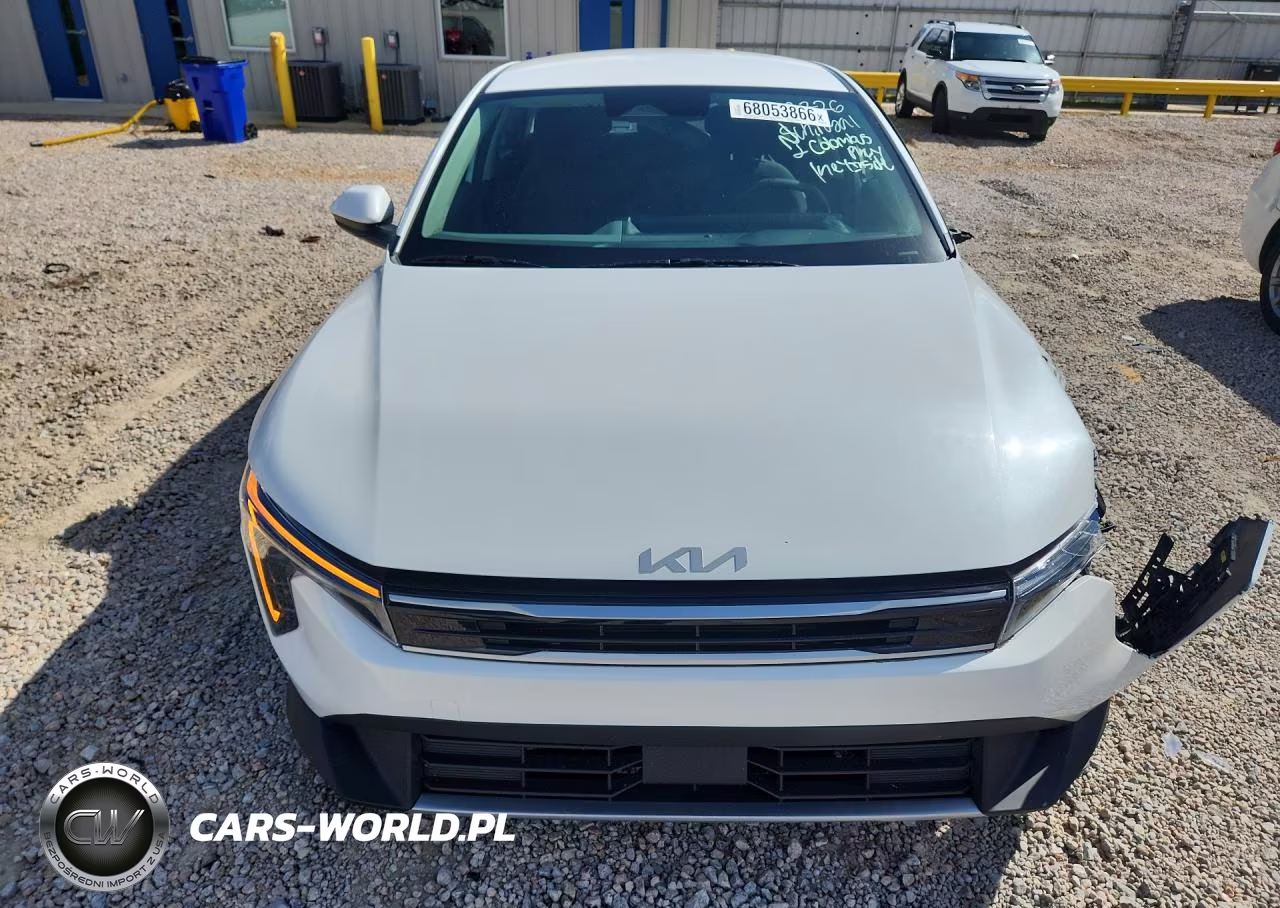 2025 Kia K4 Lxs VIN:3KPFT4DE3SE064915 - 5