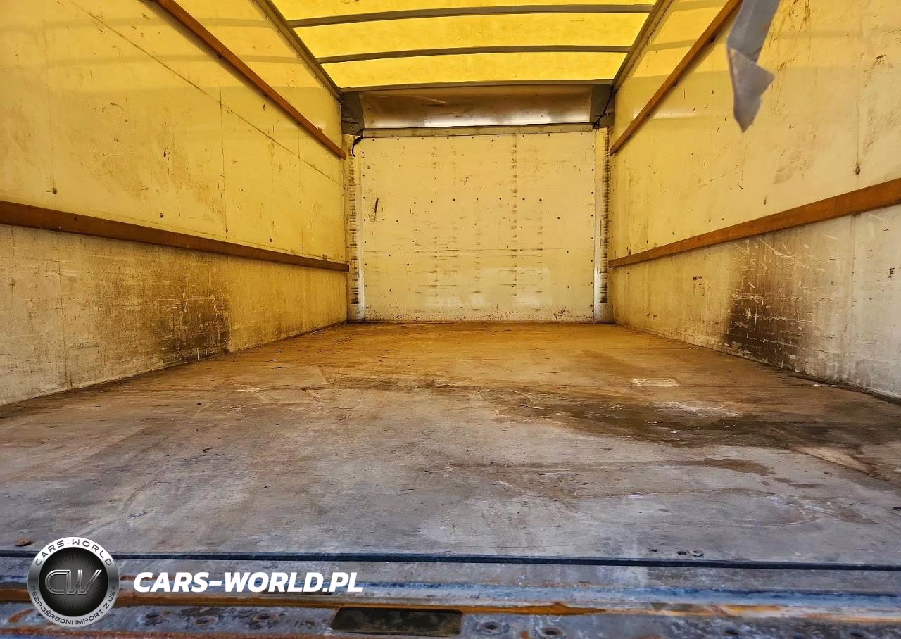 2021 GMC Savana Box Truck VIN:7GZ37TC73MN002856 - 10