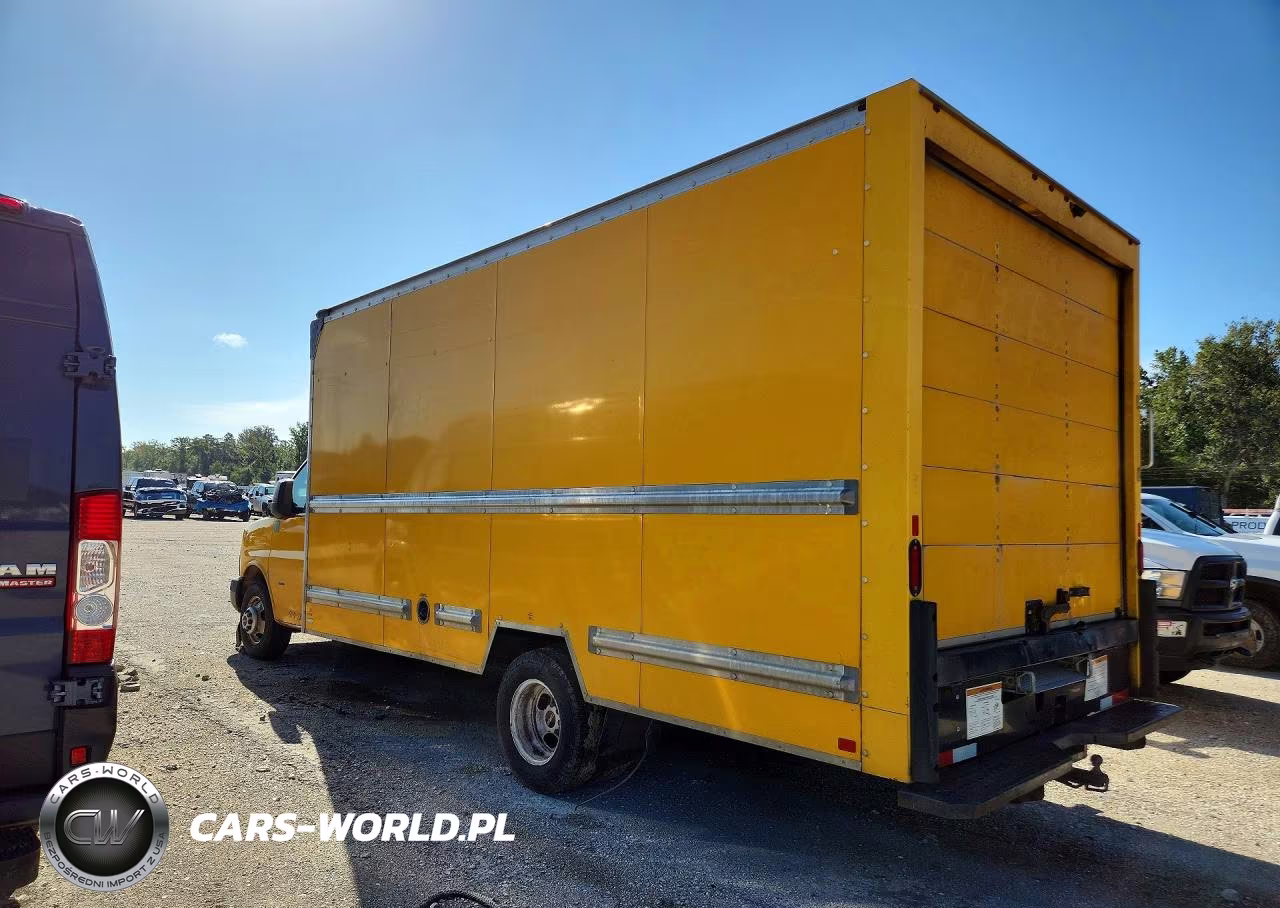 2021 GMC Savana Box Truck VIN:7GZ37TC73MN002856 - 2