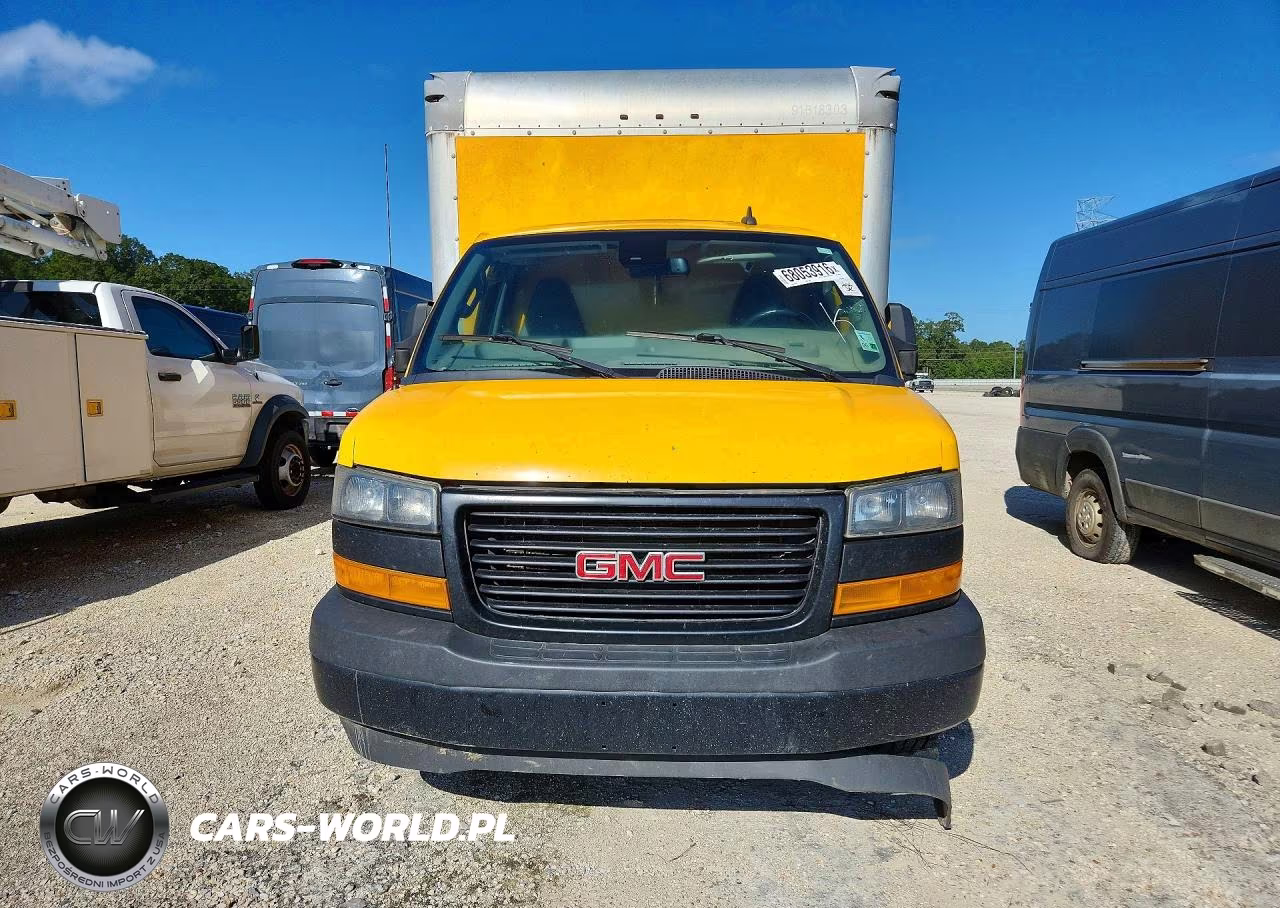 2021 GMC Savana Box Truck VIN:7GZ37TC73MN002856 - 5