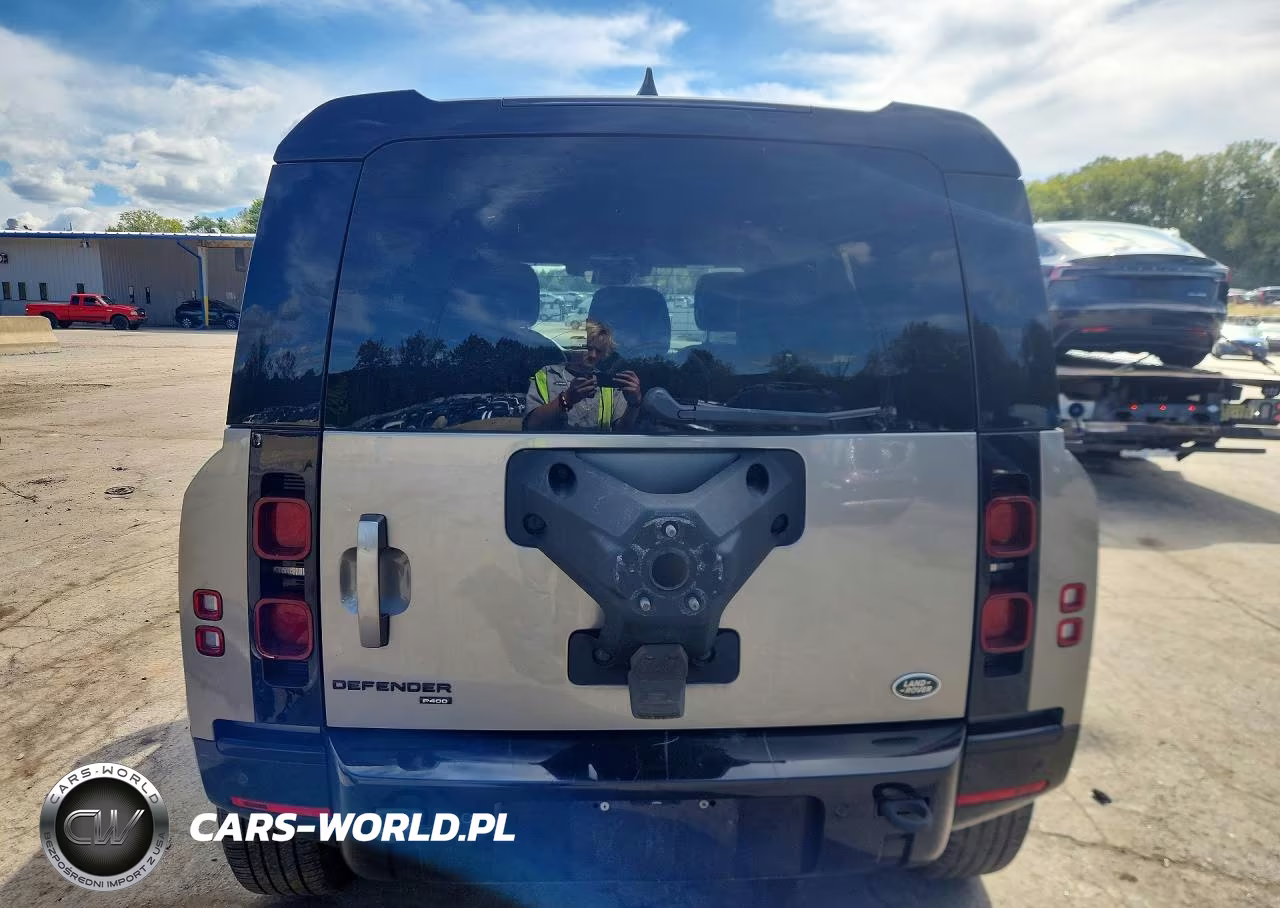 2023 Land Rover Defender 110 X-Dynamic Se VIN:SALE27EU9P2128832 - 6