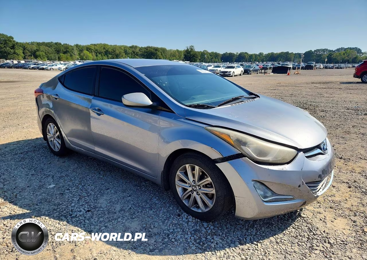 2016 Hyundai Elantra Se VIN:5NPDH4AE4GH753166 - 4