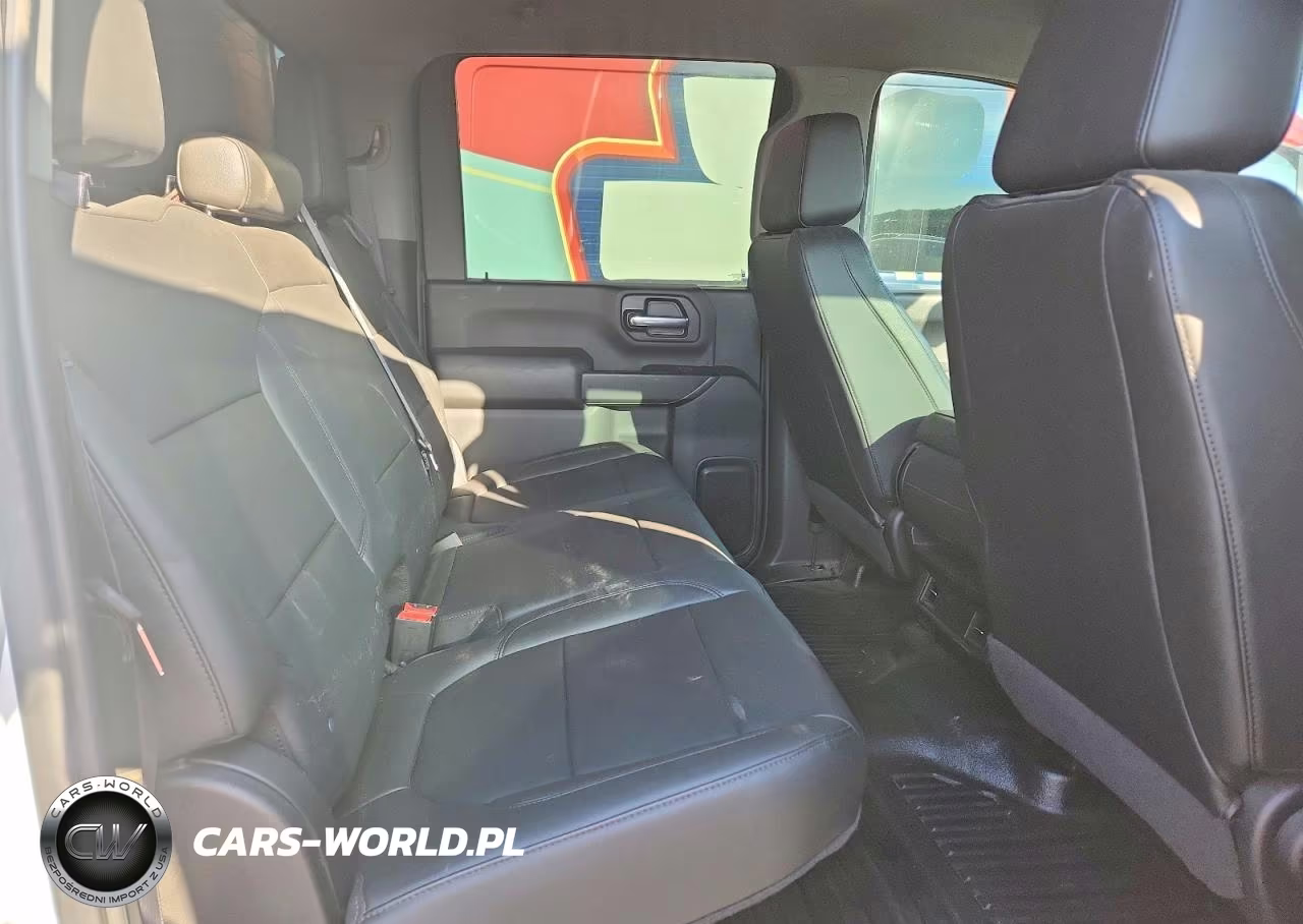 2020 Chevrolet Silverado K3500 VIN:1GC4YSEY2LF301097 - 11