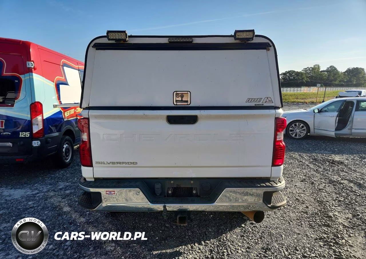 2020 Chevrolet Silverado K3500 VIN:1GC4YSEY2LF301097 - 6