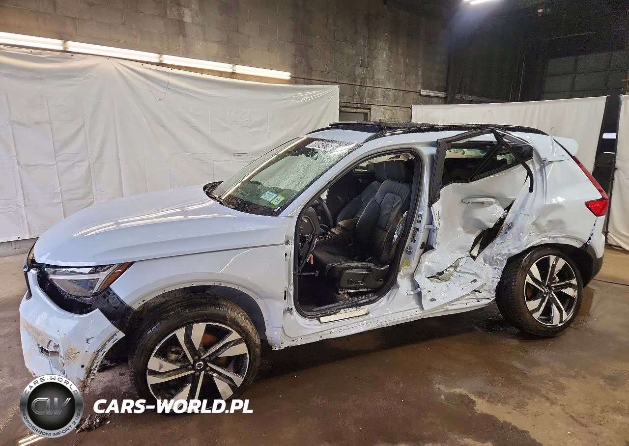 2026 Volvo Xc40 Plus VIN:YV4L12UC0T2785300 - 1