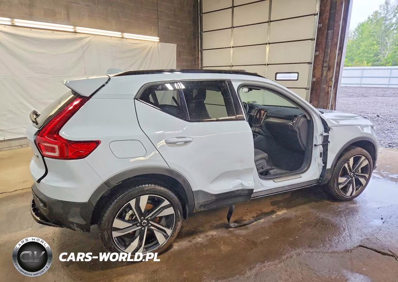 2026 Volvo Xc40 Plus VIN:YV4L12UC0T2785300 - 3