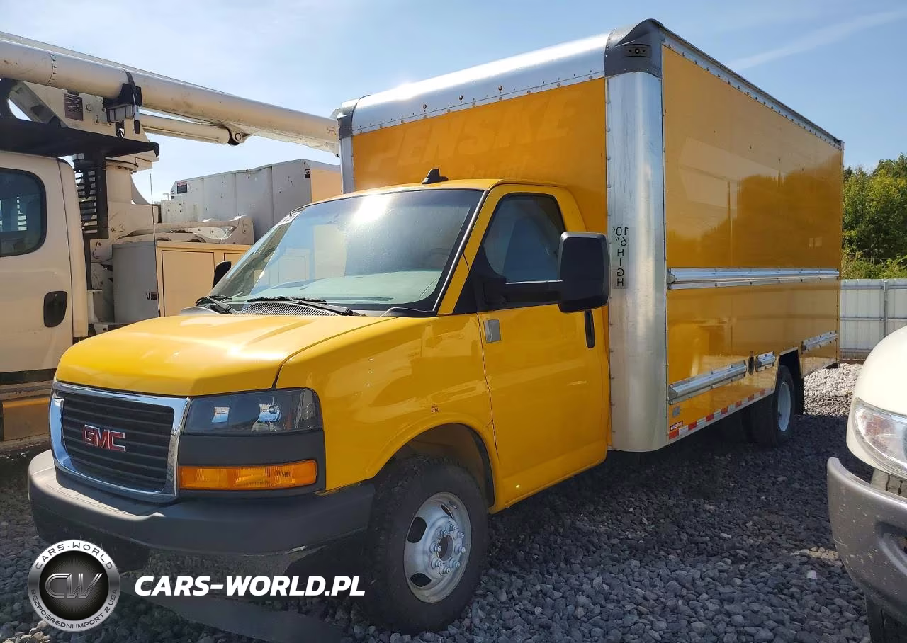 2022 GMC Savana Box Truck – zdjęcie 1 z 13