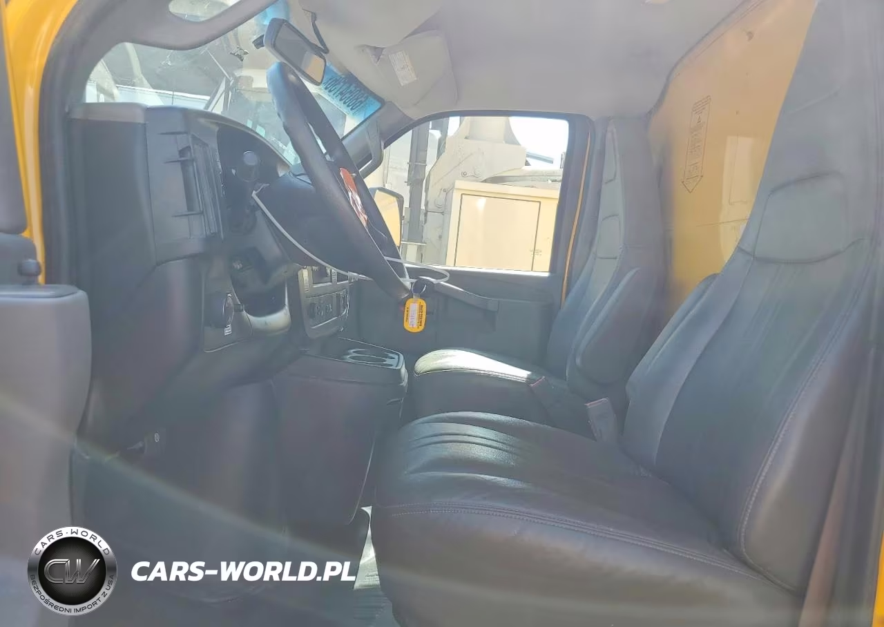 2022 GMC Savana Box Truck VIN:7GZ37TC71NN010942 - 7