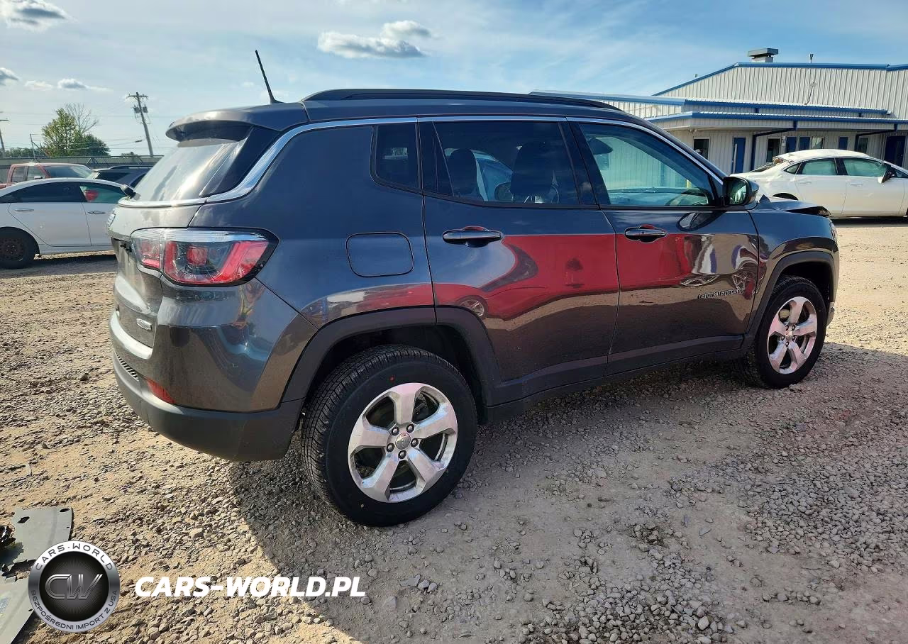 2020 Jeep Compass Latitude VIN:3C4NJDBB9LT239580 - 3
