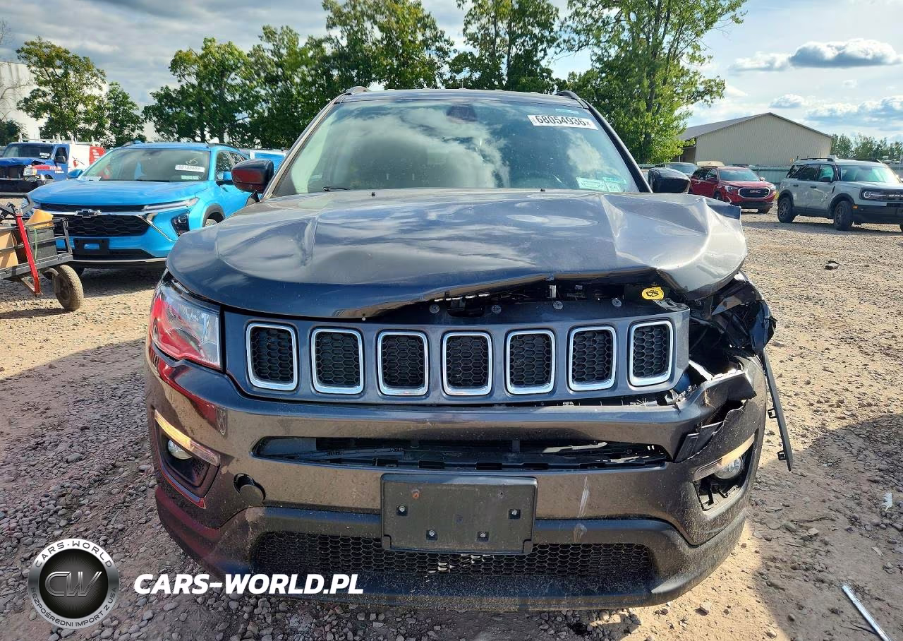 2020 Jeep Compass Latitude VIN:3C4NJDBB9LT239580 - 5