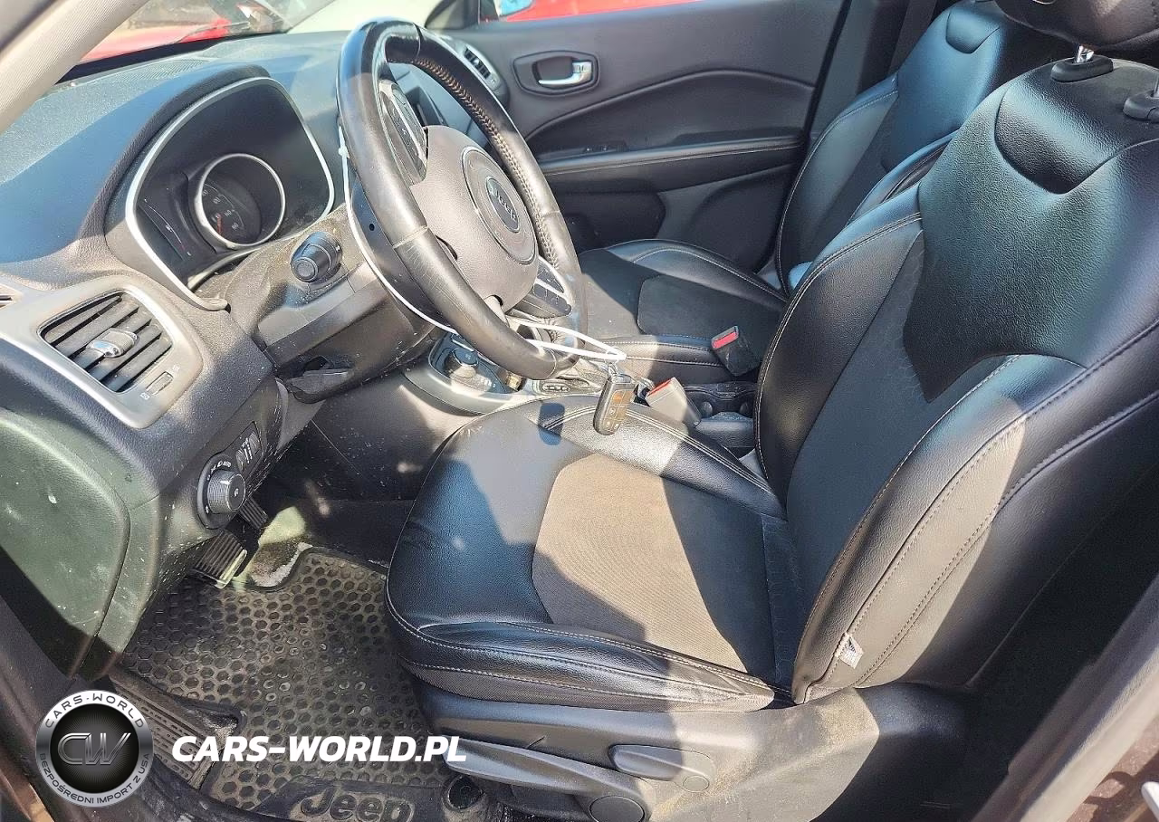 2020 Jeep Compass Latitude VIN:3C4NJDBB9LT239580 - 7