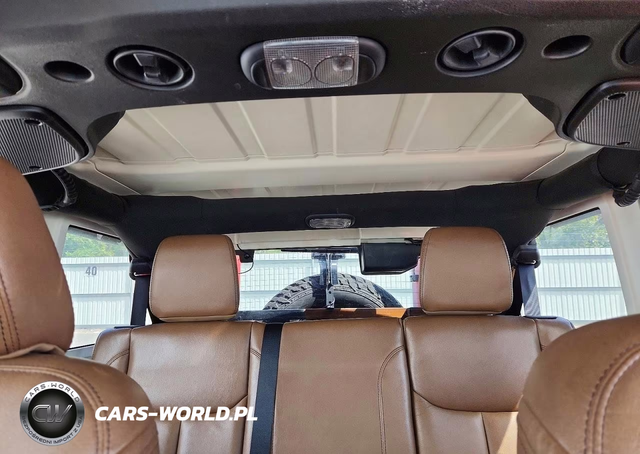 2016 Jeep Wrangler Unlimited Sahara VIN:1C4BJWEG3GL206033 - 10