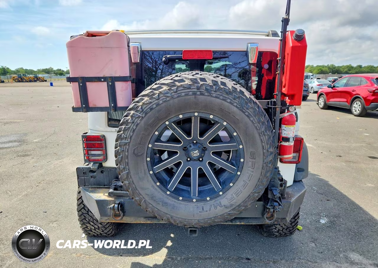 2016 Jeep Wrangler Unlimited Sahara VIN:1C4BJWEG3GL206033 - 6