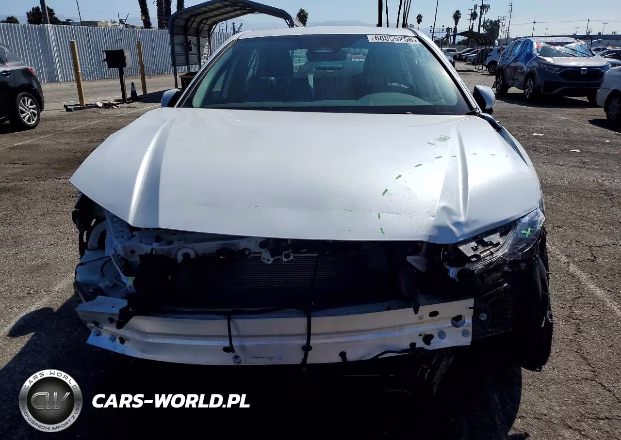 2026 Toyota Camry Xse VIN:4T1DAACK6TU706321 - 5