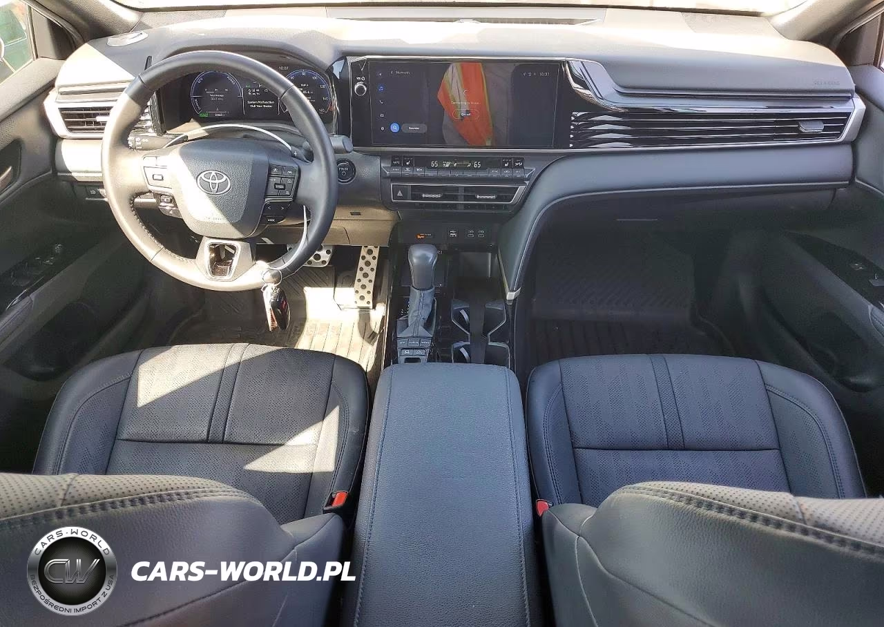 2026 Toyota Camry Xse VIN:4T1DAACK6TU706321 - 8