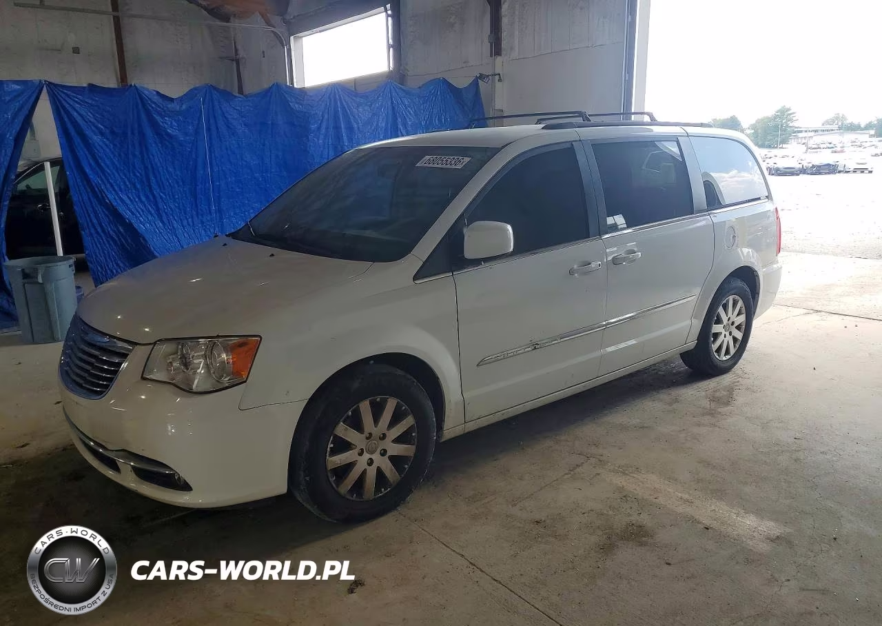 2015 Chrysler Town & Country Touring VIN:2C4RC1BG4FR695919 - 1