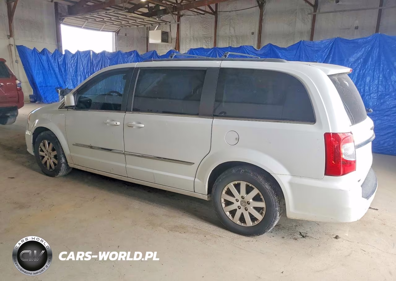 2015 Chrysler Town & Country Touring VIN:2C4RC1BG4FR695919 - 2