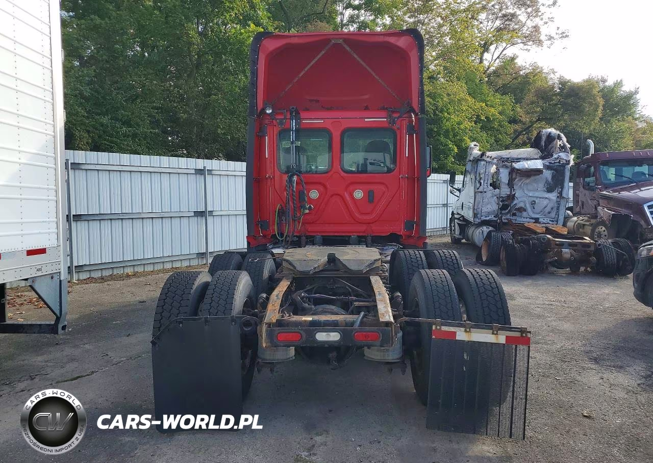 2020 Freightliner Cascadia 126 Semi Truck VIN:1FUJHLDR8LLLY1535 - 6