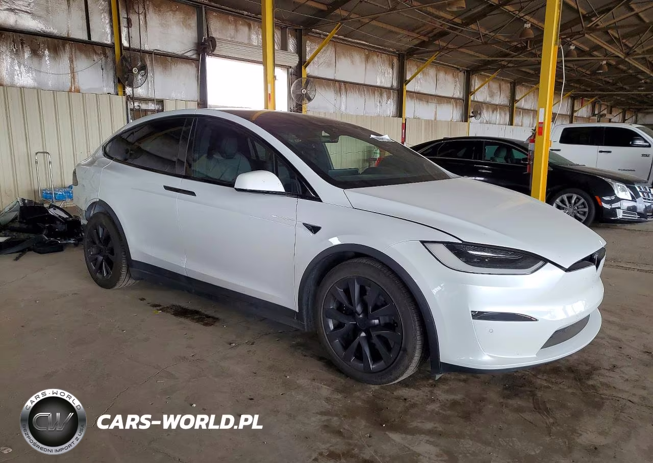 2023 Tesla Model X VIN:7SAXCDE56PF378694 - 4