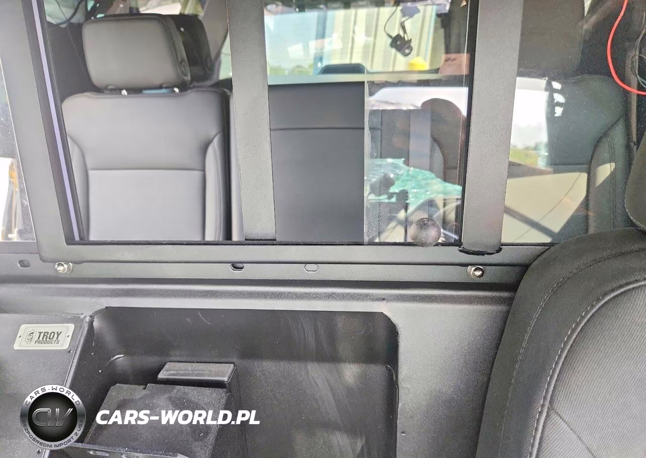 2025 Chevrolet Tahoe K1500 VIN:1GNSKLED7RR351603 - 10
