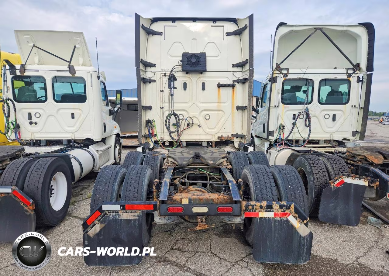 2020 Freightliner Cascadia 126 Semi Truck VIN:3AKJHHDR5LSMD6987 - 6