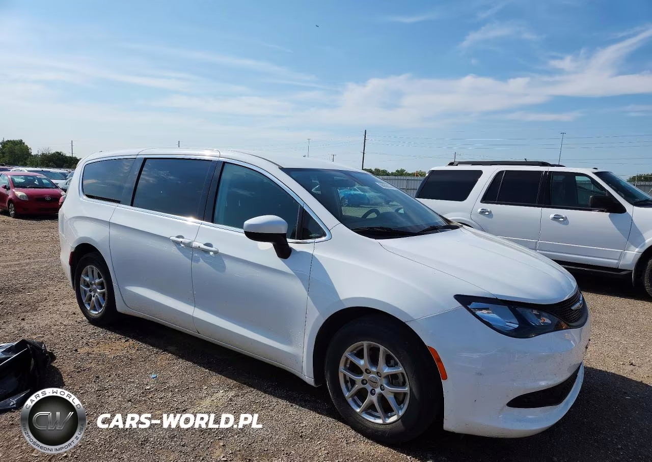 2022 Chrysler Voyager Lx VIN:2C4RC1CG9NR203687 - 4