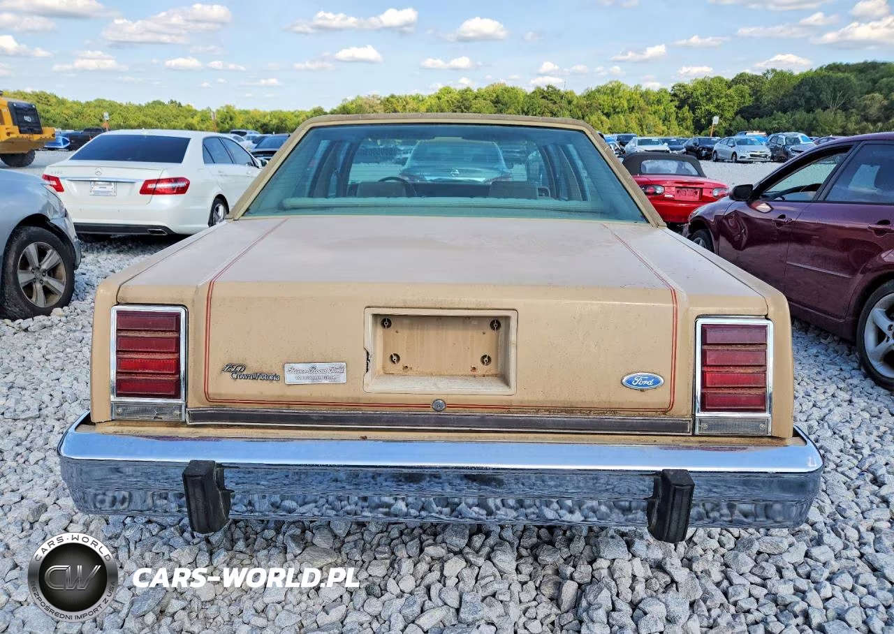 1985 Ford Ltd Crown Victoria VIN:2FABP43F6FX237832 - 6
