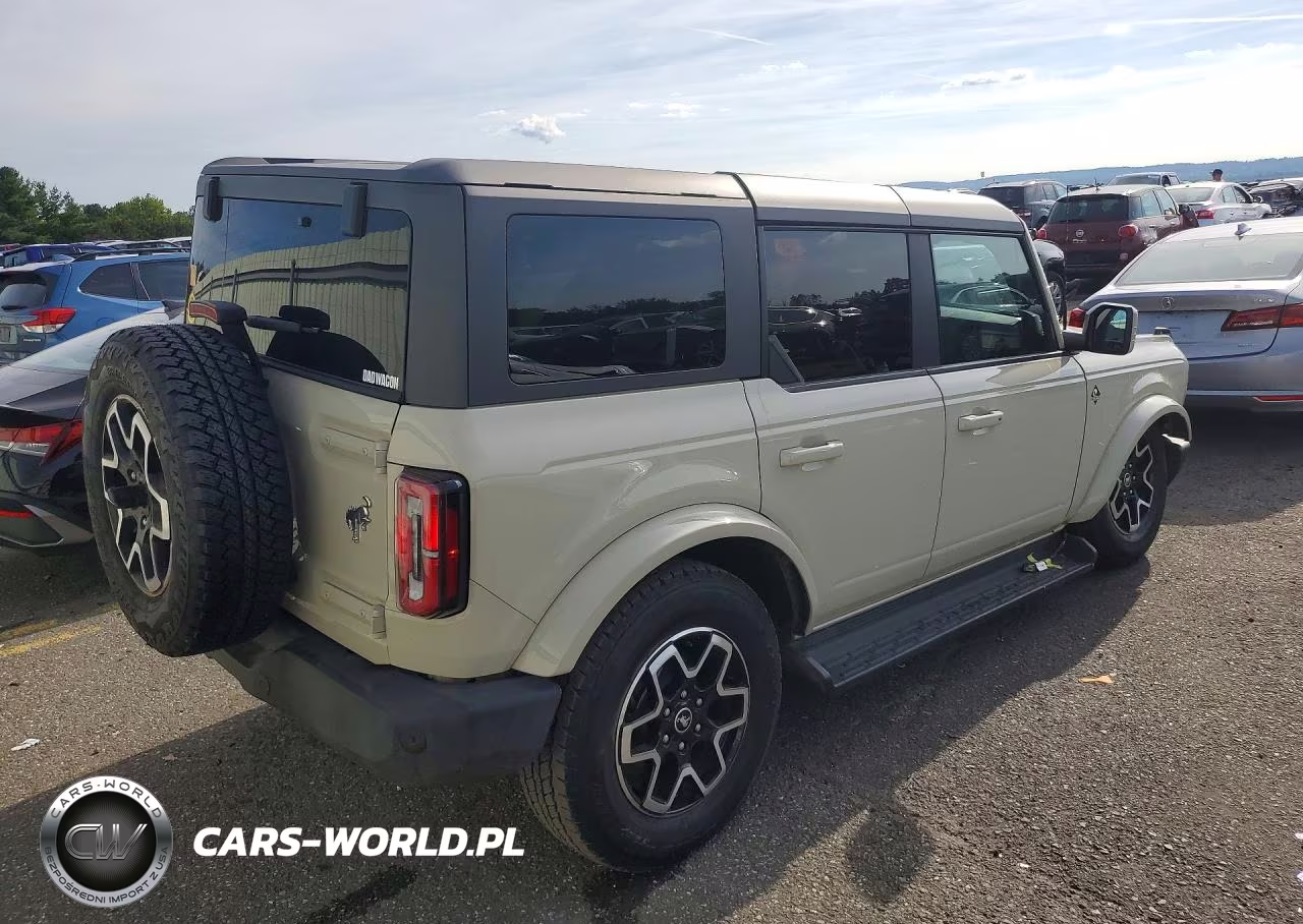 2025 Ford Bronco Outer Banks VIN:1FMDE8BH5SLB25254 - 3