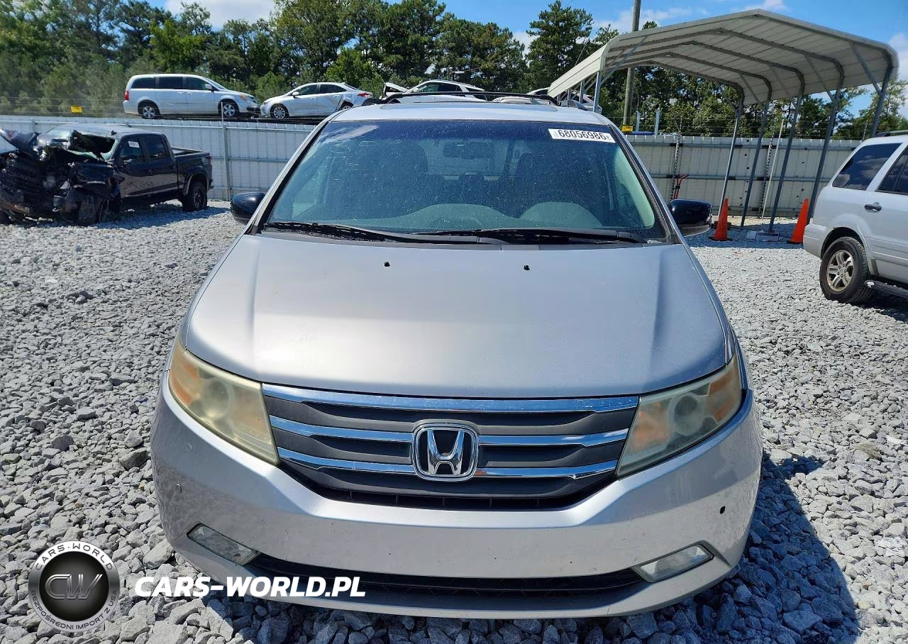 2011 Honda Odyssey Touring VIN:5FNRL5H97BB041194 - 5