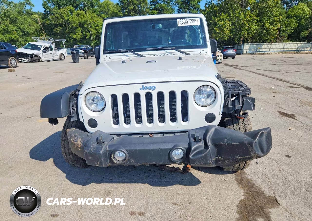 2015 Jeep Wrangler Unlimited Sport VIN:1C4HJWDG5FL515724 - 5