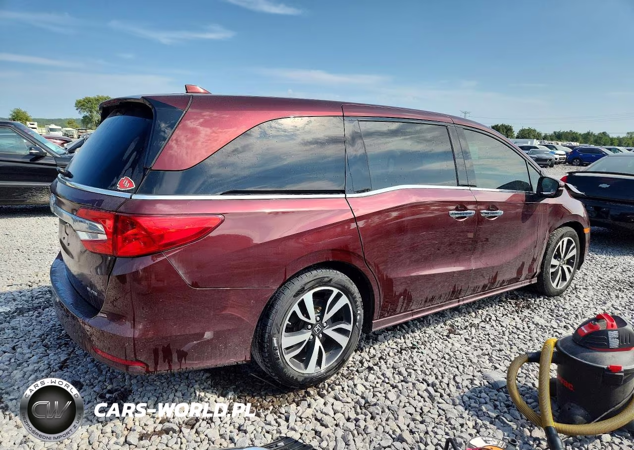 2020 Honda Odyssey Elite VIN:5FNRL6H97LB057256 - 3
