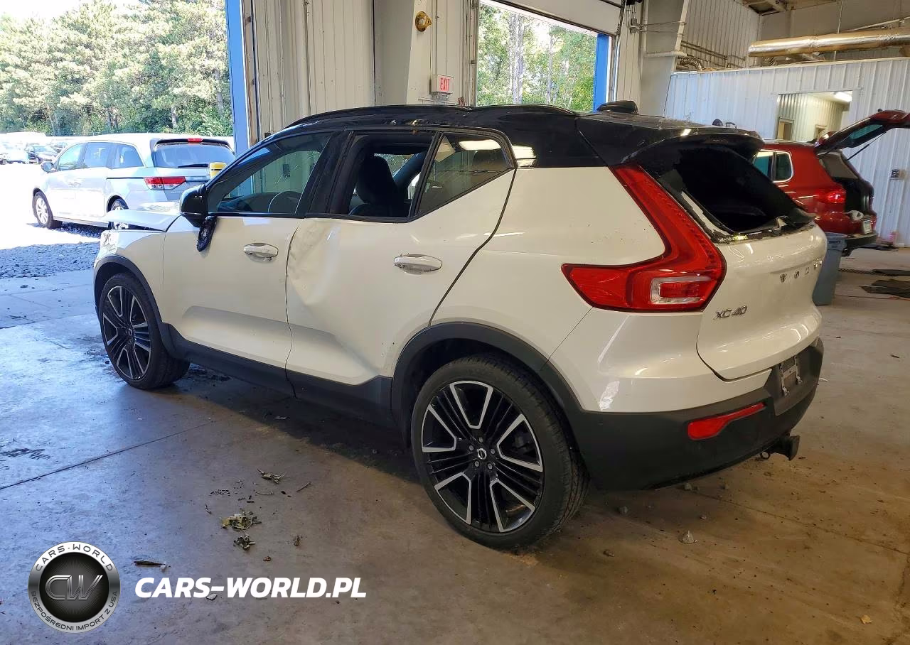 2021 Volvo Xc40 T5 R-Design VIN:YV4162UM5M2461391 - 2