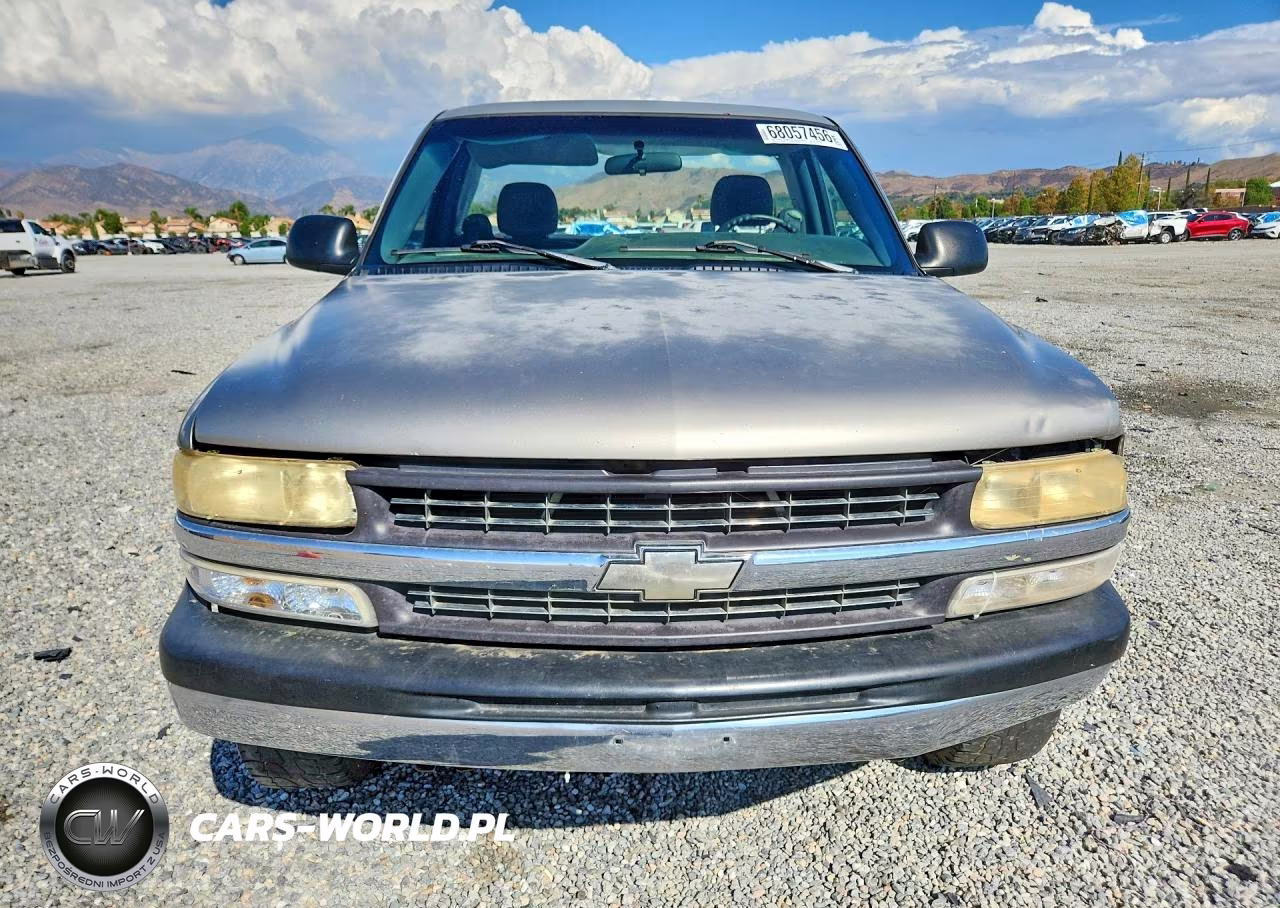 1999 Chevrolet Silverado K1500 VIN:1GCEK14W4XZ187687 - 5