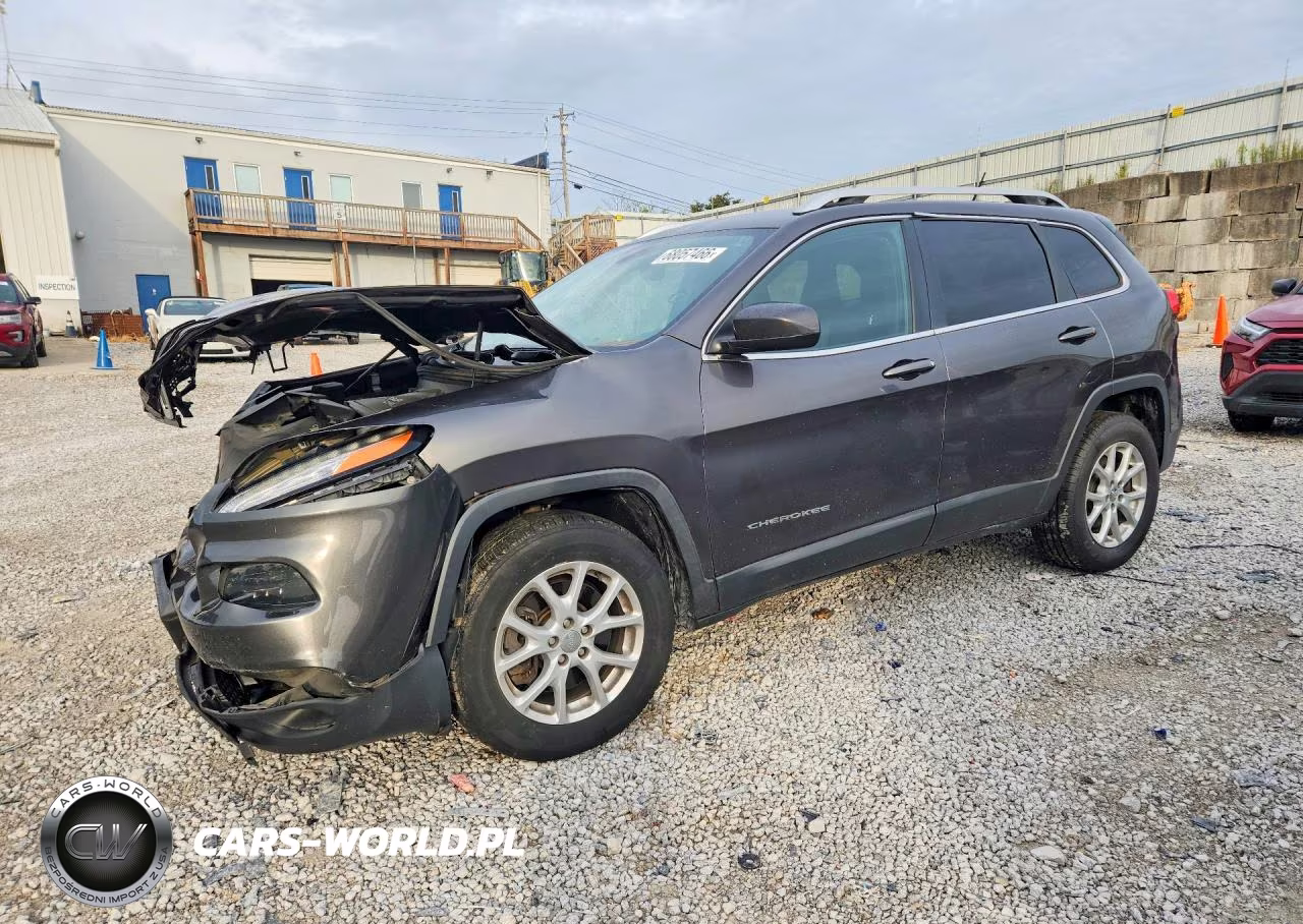 2015 Jeep Cherokee Latitude VIN:1C4PJMCB3FW571813 - 1